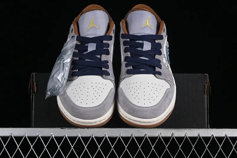All Categories Air Jordan Jordan Series Basketball Shoes Air Jordan 1 Low Air Jordan 1 Low AJ1 Joe 1 National Treasure Panda Customized Low Bang Cultural Casual Shoes FZ5042-041